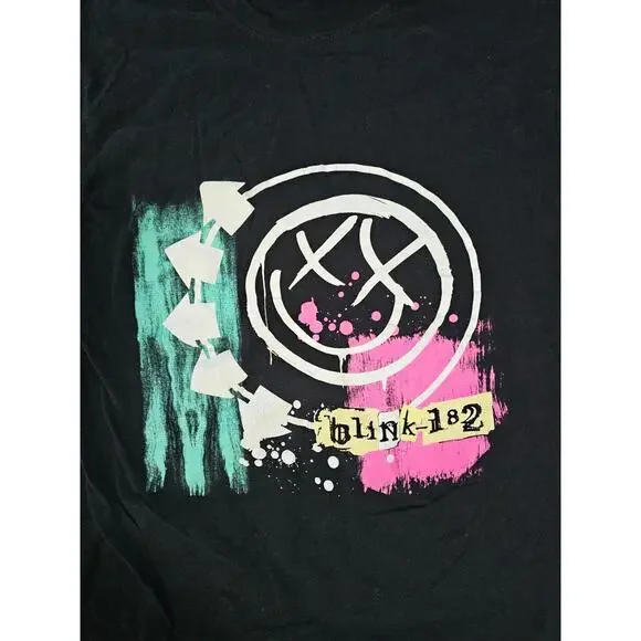 Men's Blink 182 Rock Band Shirt Black Size Medium Short Sleeves Punk Skate Music - Picture 4 of 10